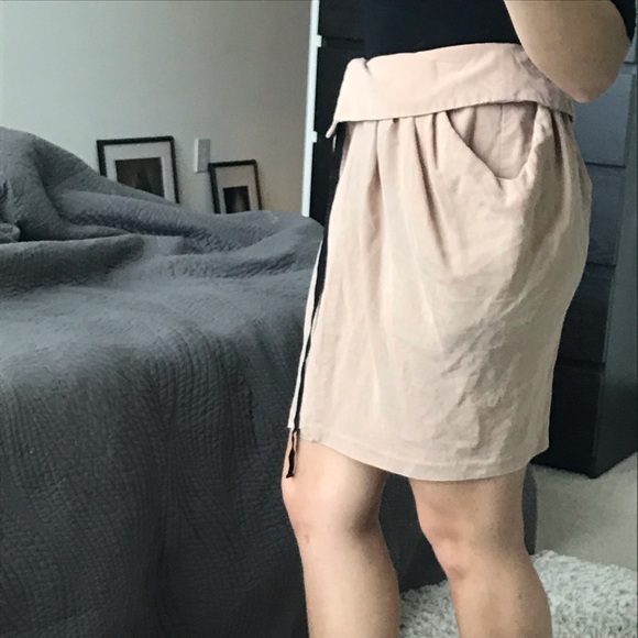 H&M GORGEOUS rose pink tulip skirt 🌹 - Picture 3 of 8